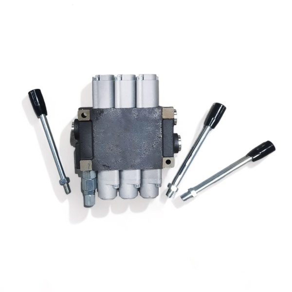 Гидрораспределитель 03Р40-1K15K15K15 GkZ1 AKITA,2